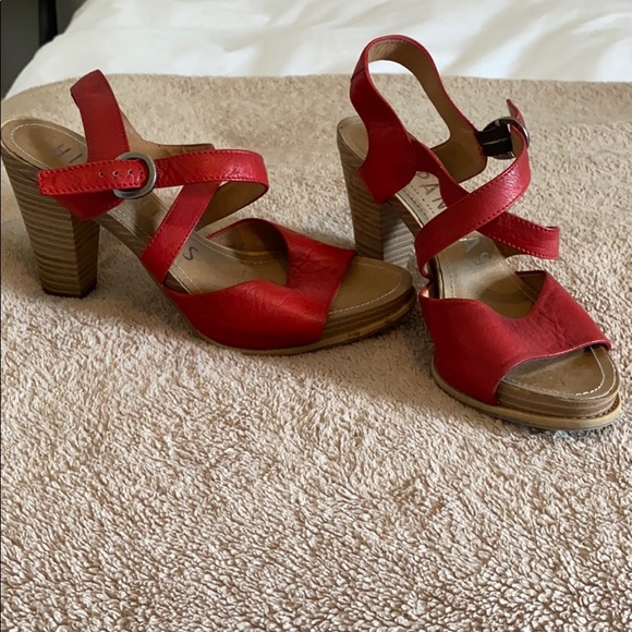 Hispanitas leather high heels - Picture 1 of 3